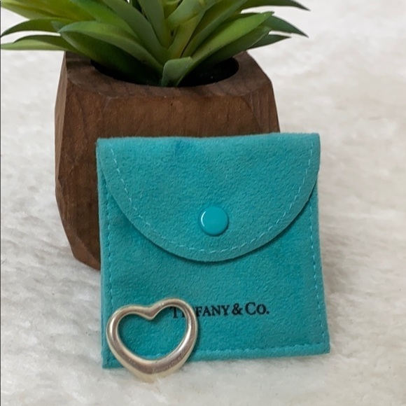 Authentic Tiffany Elsa Peretti Pendant - Picture 2 of 5